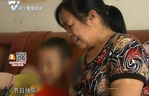 “妈妈”背后的原因……哭了!麻将胡了6岁男孩把保姆当成(图5) “妈妈”背后的原因……哭了!麻将胡了6岁男孩把保姆当成(图5)